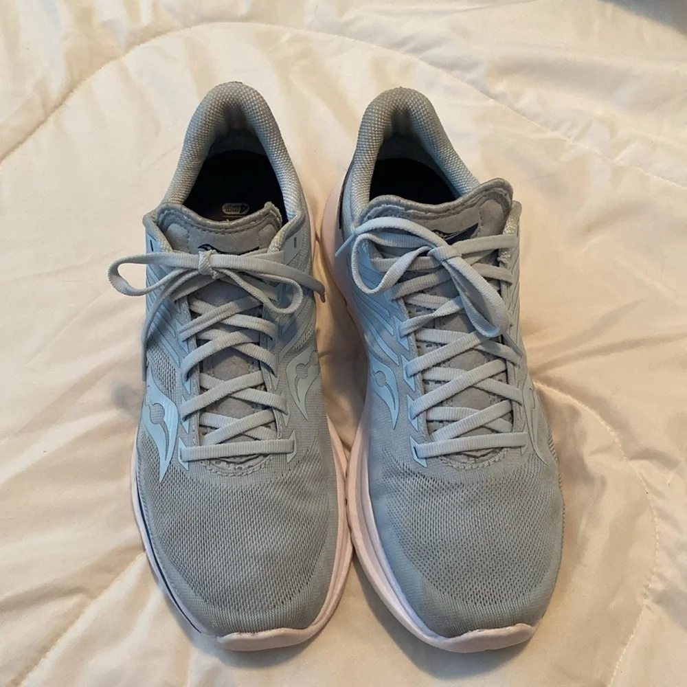 Saucony kinvara 12 running shoes